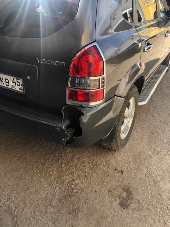 Фото разлома бампера Hyundai до ремонта